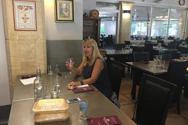 هتل Brit  Du Moulin De La Pioline  La Table A Fromages
