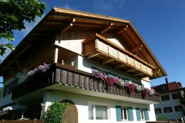 ホテル Haus Auer Irene