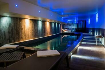 فندق Rock Noir & Spa
