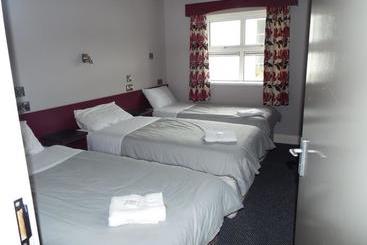 هتل Tralee Holiday Lodge