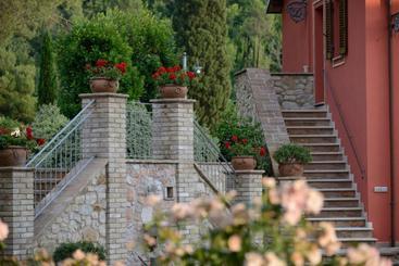 هتل Casa Vacanze Residenza Bocci