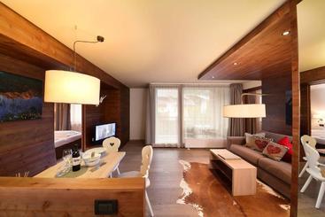هتل Ariston Dolomiti Residence