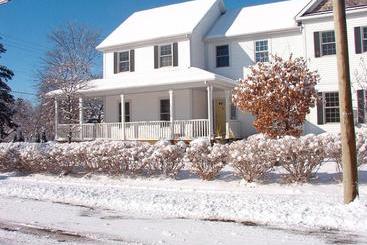 هتل John S Gate Gourmet B&b