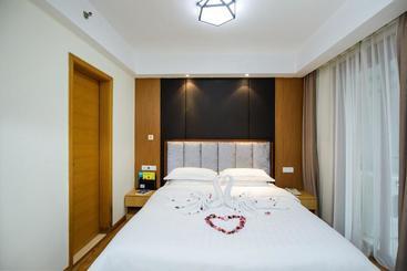 هتل Wuxi Koschenny