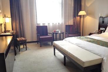 هتل Shanxi Quanjin Business
