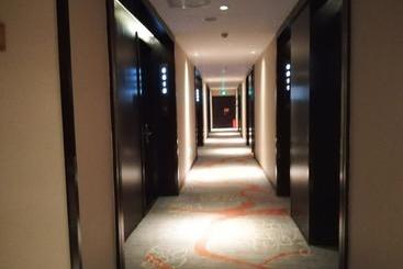 هتل Shanxi Quanjin Business