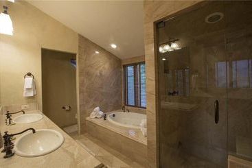 هتل Adams Ranch Retreat By Telluride Resort Lodging