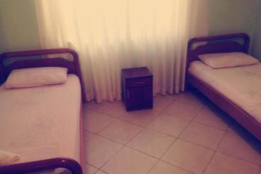 هتل Vila 57