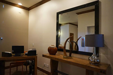 هتل Woodrun Place