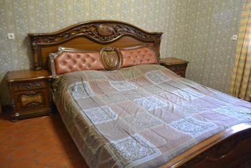 Nur Hotel & Resort