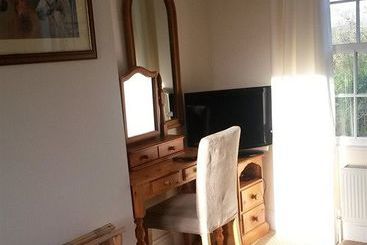 Avalon Lodge Bed And Breakfast