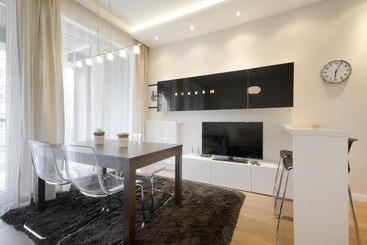 Dom & House - Apartments Old Town
