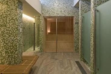 هتل Mercure Santa Rosa La Pampa