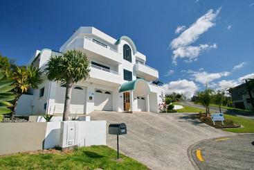 هتل Pacific View B&b