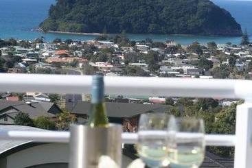 هتل Pacific View B&b
