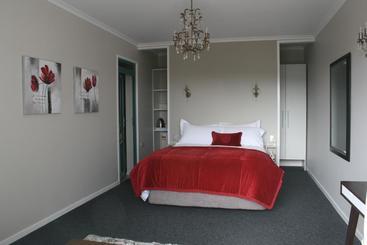 هتل Pacific View B&b