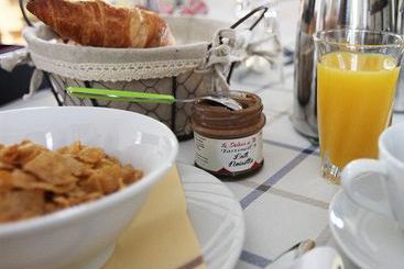 پانسیون Bed & Breakfast Les Orchidées