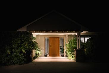 تختخواب و صبحانه Riverview Terrace