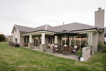 تختخواب و صبحانه Riverview Terrace