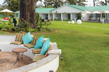 هتل Lakeside Lodge & Spa
