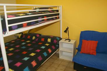 هاستل Oceanfront Backpackers