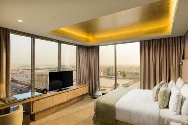 هتل Grand Millennium Muscat