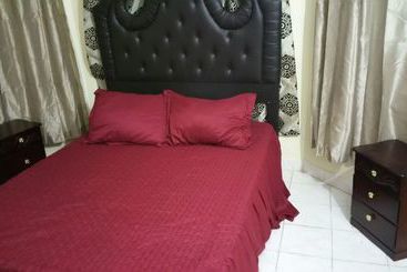 هتل Seacastles Vacation Penthouse