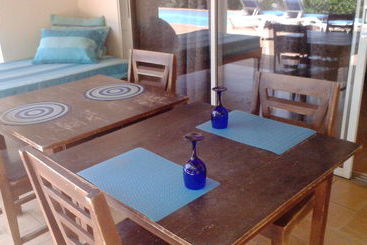 استراحتگاه Marblue Villa Suites