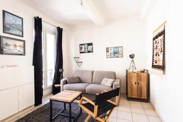 Vagliano Furnished Flat