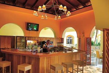 هتل Bravo Villa Coral