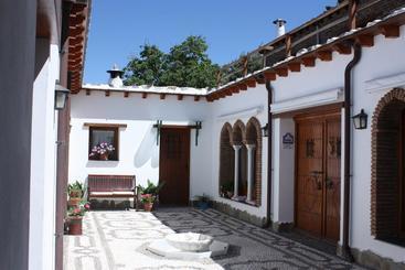 هتل El Castañar Nazari Adults Only