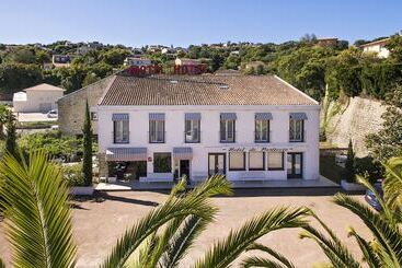 هتل Hôtel De Porticcio