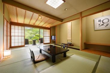هتل Sannouzan Onsen Zuisenkyo