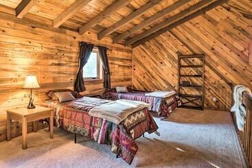 קוטג'' Cabin On Kenai Peninsula: Family & Group Friendly!