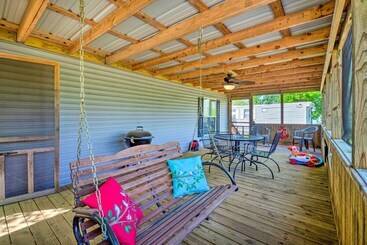 קוטג'' Cozy Hardin Retreat W/ Lake Kentucky View!