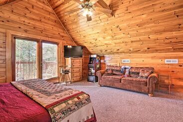 קוטג'' Douglas Lake Cabin W/ Boat Ramp & Water Access!