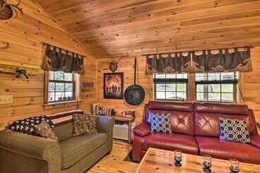コテージ Parsons Semper Fi Cabin W/ Fire Pit!