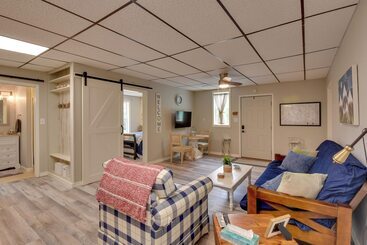 Hayesville Cottage On 20 Acre Farm W/ Fish Pond!