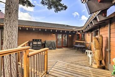 کلبه Incline Village Home W/ Hot Tub + Lake Views!