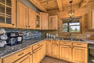 Сельский дом Lazy Beaver Lodge Pagosa Cabin W/ Deck, Fire Pit
