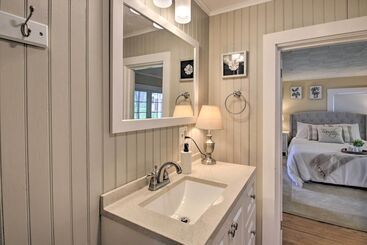 کلبه Modern Home ~ 2 Mi To Cranmore Mountain Resort!