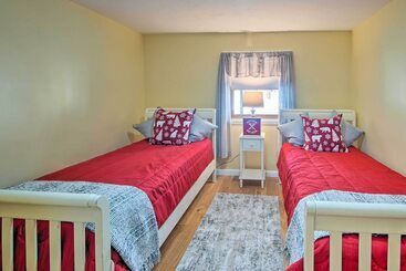 بيت ريفى Cozy White Mtn Hideaway ~ 4 Mi To Hiking & Skiing!
