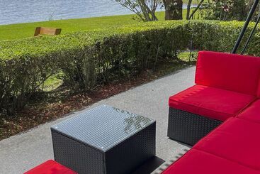 بيت ريفى Lakefront Home W/ Game Room, Kayaks, & Fire Pit