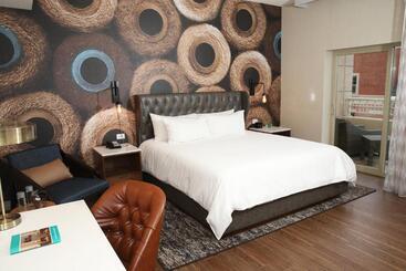 فندق Indigo Naperville Riverwalk, An Ihg