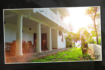 Kandy Holiday Residence