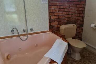 Toora Lodge Motel