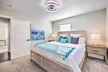Сельский дом Chic Bentonville Home ~ 1 Mi From Downtown!