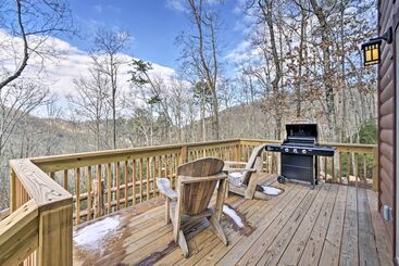 コテージ Scenic Cabin W/ Hot Tub   6 Mi To Polar Express!