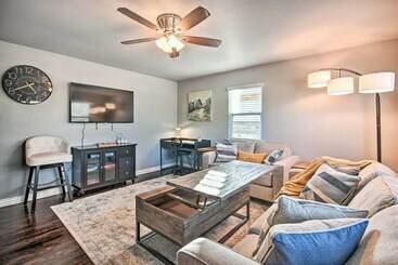 コテージ Cozy Duplex, Walk To Bentonville City Square!