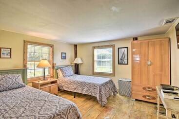 بيت ريفى St Johns River Canal Home W/ Grill!